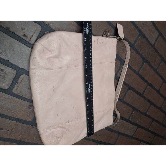 Coach Salmon Leather Side Zipped Shoulder Bag Flaws - Picture 6 of 7